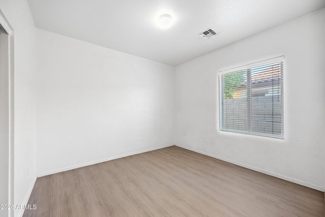 9365 W Milkweed Loop, Phoenix, AZ 85037