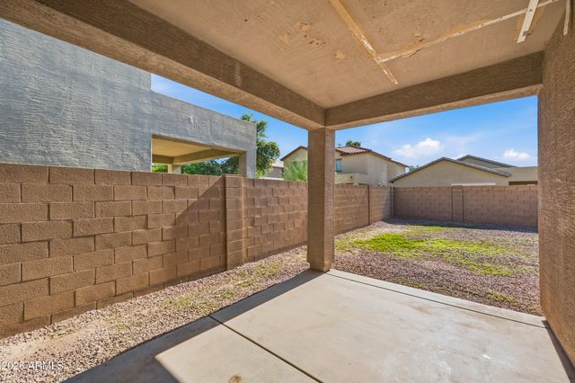 9365 W Milkweed Loop, Phoenix, AZ 85037