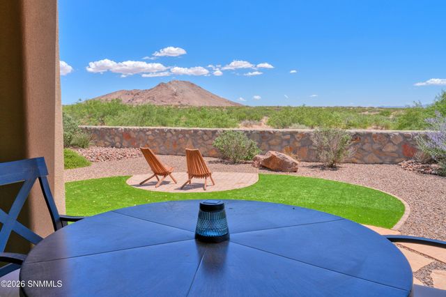 8021 Willow Bloom Circle, Las Cruces, NM 88007