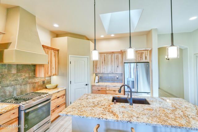 8021 Willow Bloom Circle, Las Cruces, NM 88007