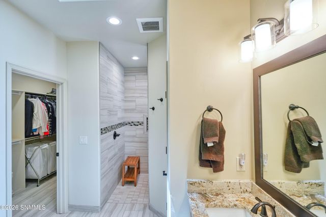 8021 Willow Bloom Circle, Las Cruces, NM 88007