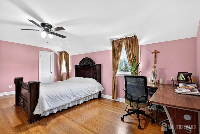 10 North Drive, East Brunswick, NJ 08816