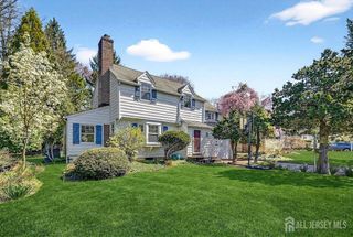 10 North Drive, East Brunswick, NJ 08816