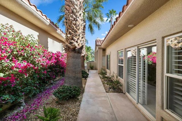 121 Kavenish Drive, Rancho Mirage, CA 92270