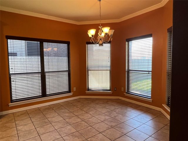 10625 Braewood Drive, Fort Worth, TX 76131