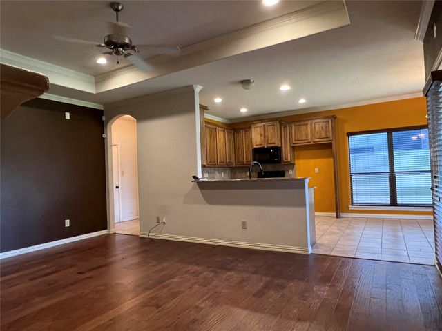 10625 Braewood Drive, Fort Worth, TX 76131