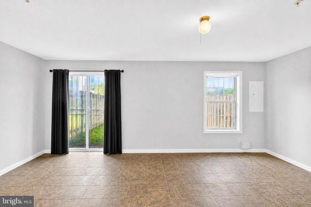 1062 KAREN BLVD, Capitol Heights, MD 20743