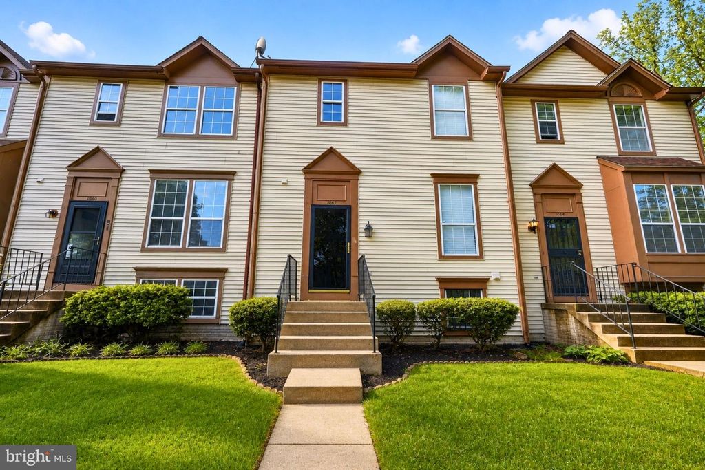 1062 KAREN BLVD, Capitol Heights, MD 20743