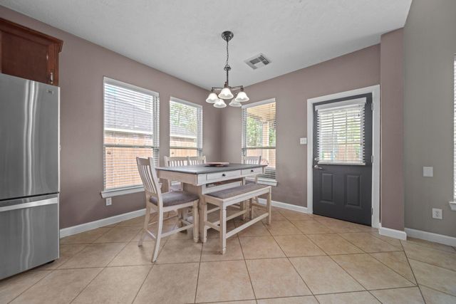 2413 Quiet Arbor Lane, Pearland, TX 77581