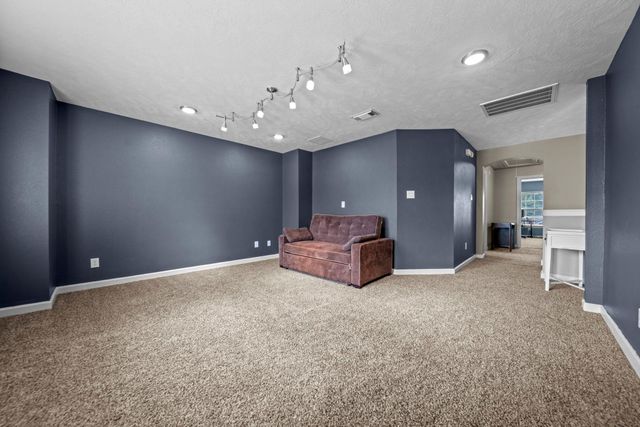 2413 Quiet Arbor Lane, Pearland, TX 77581