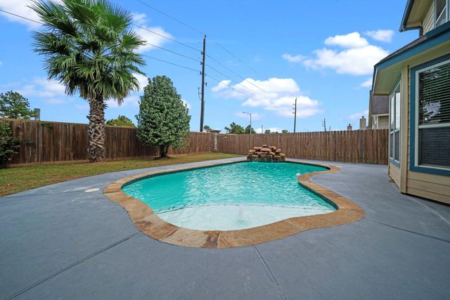 2413 Quiet Arbor Lane, Pearland, TX 77581