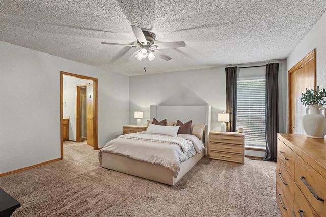 2213 Tracys Terrace, Edmond, OK 73013
