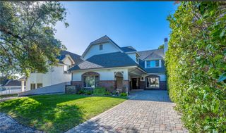 217 N Lima, Sierra Madre, CA 91024