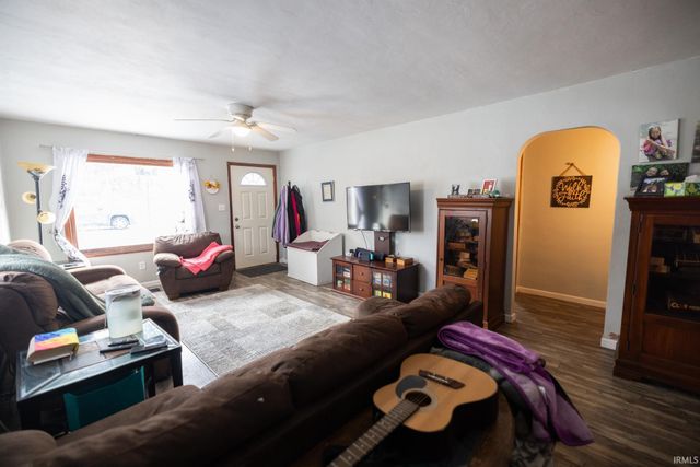 1613 S Italiano Drive, Muncie, IN 47304