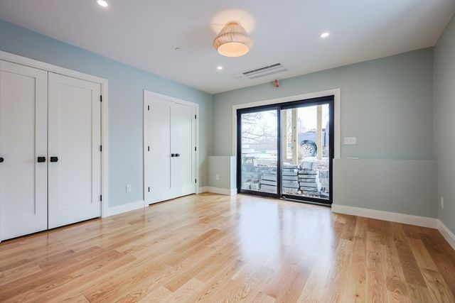 68 Rowe St U:2, Boston, MA 02131
