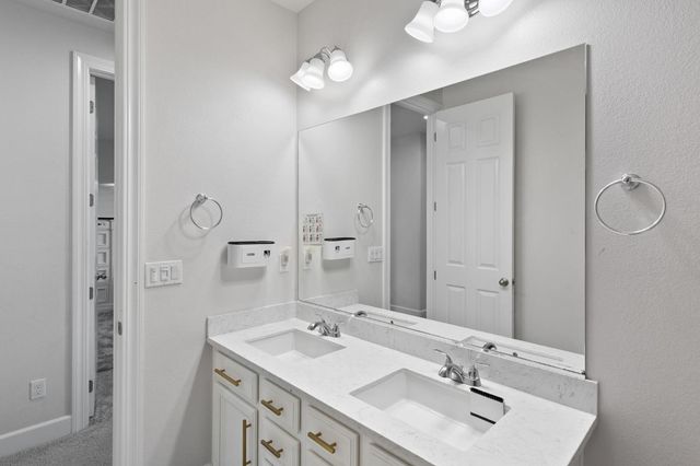 3100 Colt Ct, Rocklin, CA 95765