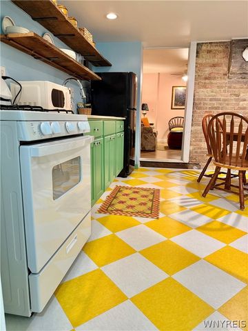 18 North Pearl Street 2, Buffalo, NY 14202