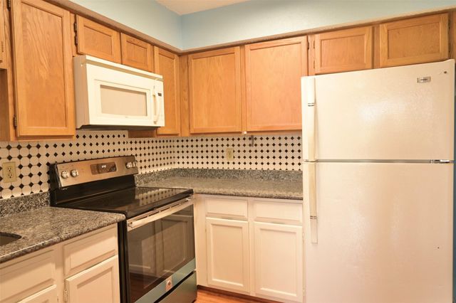 10555 Turtlewood Court 1403, Houston, TX 77072