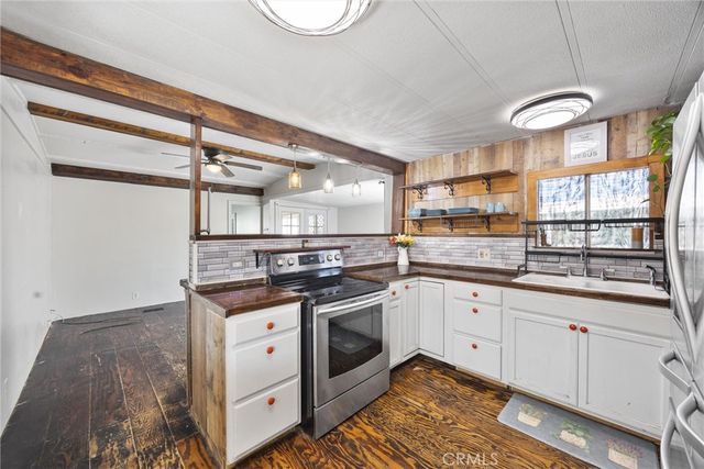 77 Cinnamon Lane, Bakersfield, CA 93308