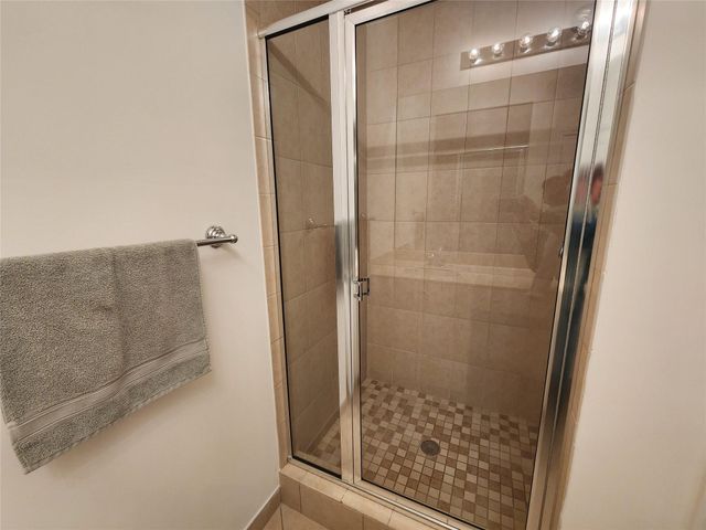 12698 NW 32nd Place, Sunrise, FL 33323