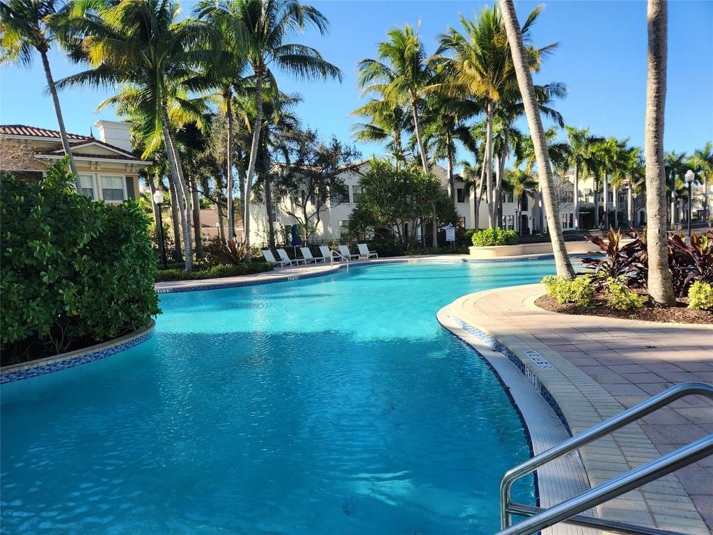 12698 NW 32nd Place, Sunrise, FL 33323