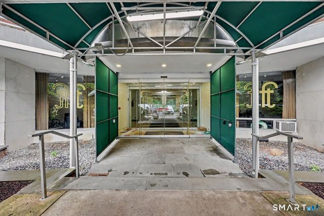 91 Strawberry Hill Avenue 533, Stamford, CT 06902