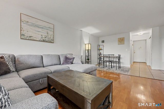 91 Strawberry Hill Avenue 533, Stamford, CT 06902