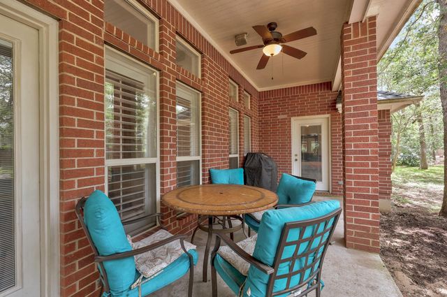 286 Arbors CIR, Elgin, TX 78621