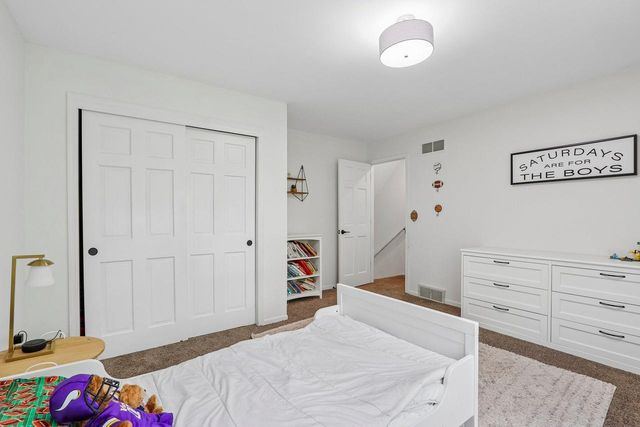 1241 Riverton DRIVE, Mukwonago, WI 53149