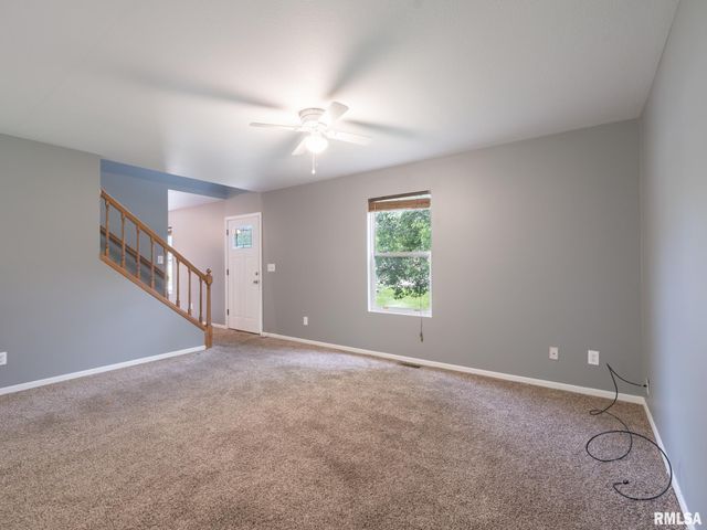 3317 W RICHWOODS Boulevard, Peoria, IL 61604