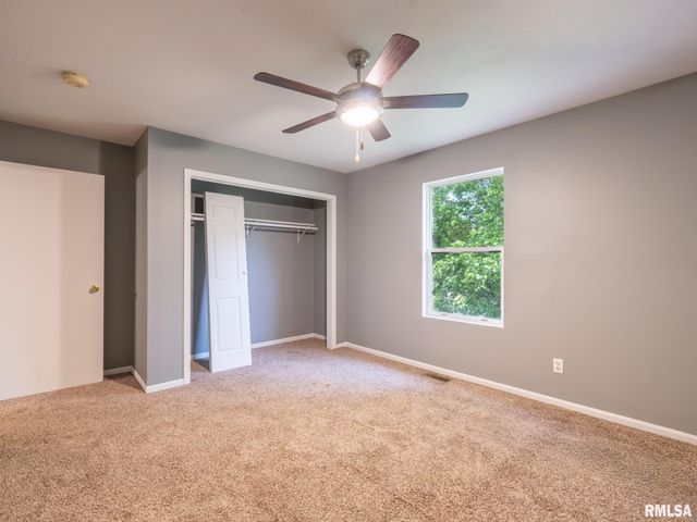 3317 W RICHWOODS Boulevard, Peoria, IL 61604