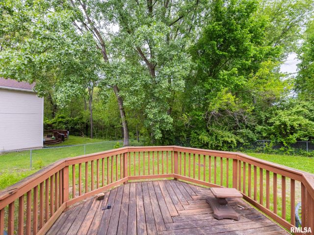 3317 W RICHWOODS Boulevard, Peoria, IL 61604