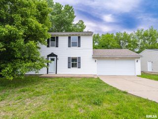 3317 W RICHWOODS Boulevard, Peoria, IL 61604