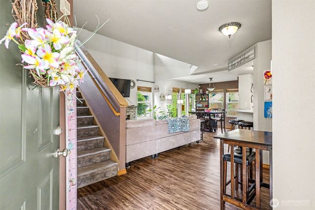 5520 Cricket Ln SE, Lacey, WA 98503