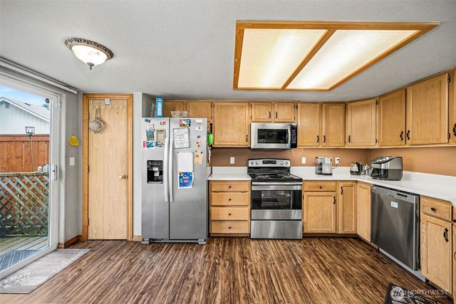 5520 Cricket Ln SE, Lacey, WA 98503