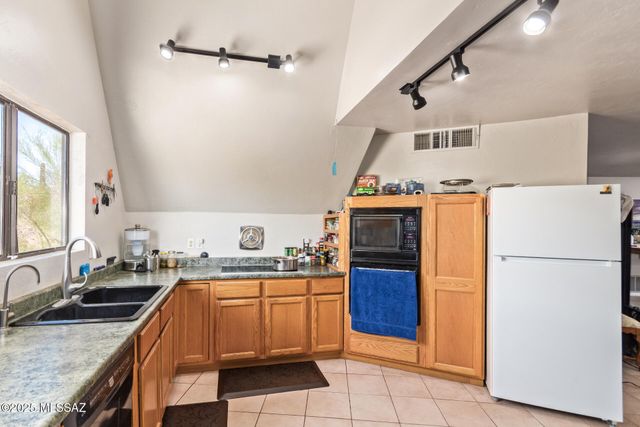 5821 W Gerhart Road, Tucson, AZ 85745