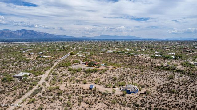 5821 W Gerhart Road, Tucson, AZ 85745