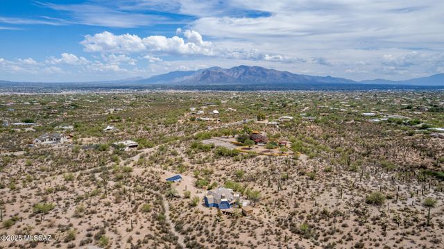 5821 W Gerhart Road, Tucson, AZ 85745