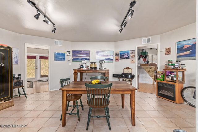 5821 W Gerhart Road, Tucson, AZ 85745