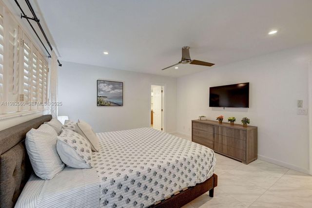 932 Polk St, Hollywood, FL 33019