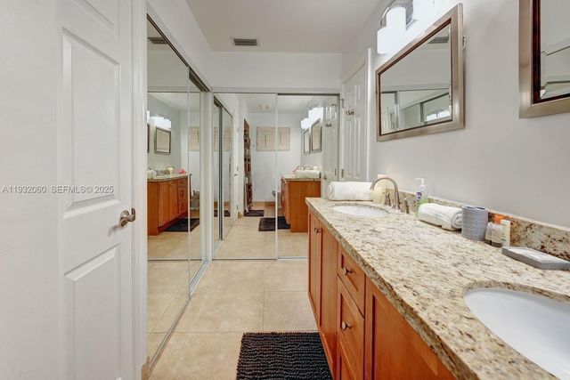 932 Polk St, Hollywood, FL 33019