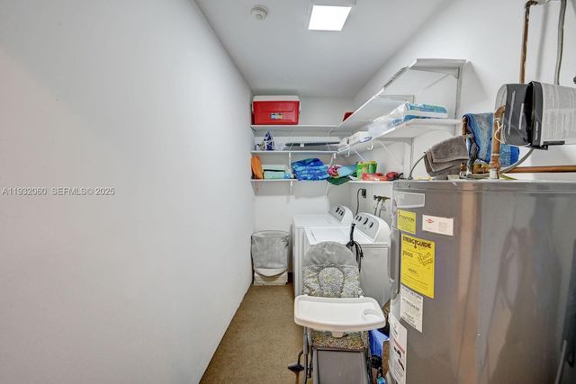 932 Polk St, Hollywood, FL 33019