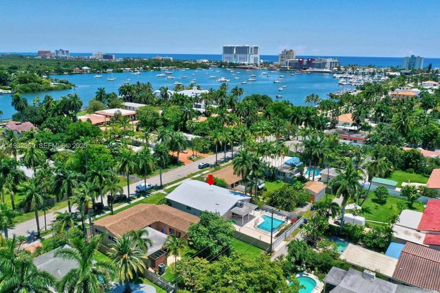 932 Polk St, Hollywood, FL 33019