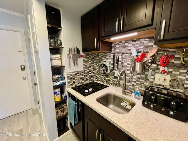 3190 N Atlantic Avenue 105, Cocoa Beach, FL 32931