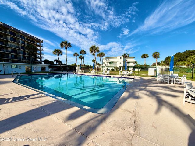 3190 N Atlantic Avenue 105, Cocoa Beach, FL 32931
