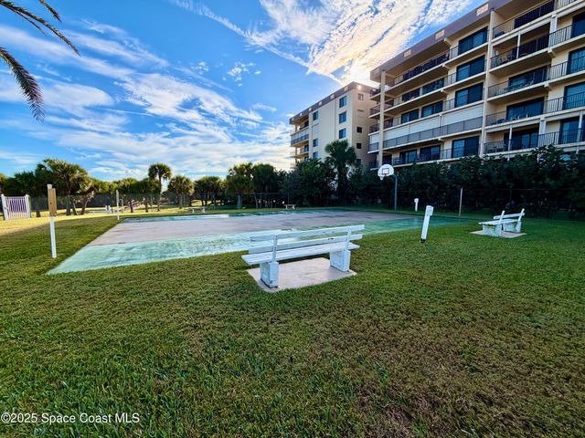 3190 N Atlantic Avenue 105, Cocoa Beach, FL 32931