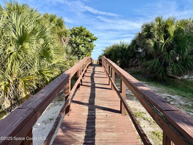 3190 N Atlantic Avenue 105, Cocoa Beach, FL 32931