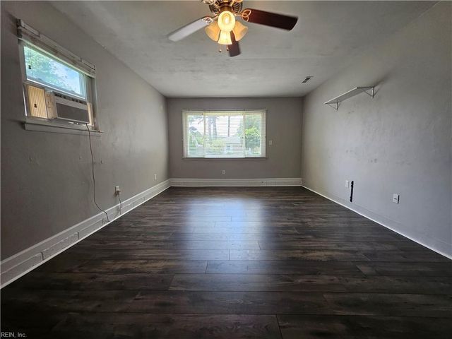3413 Newport DR, Chesapeake, VA 23321