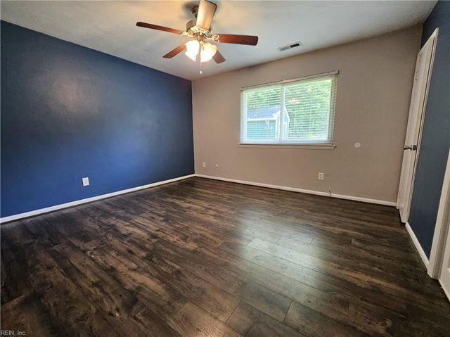3413 Newport DR, Chesapeake, VA 23321