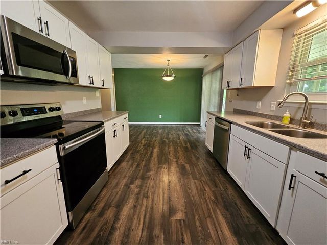 3413 Newport DR, Chesapeake, VA 23321